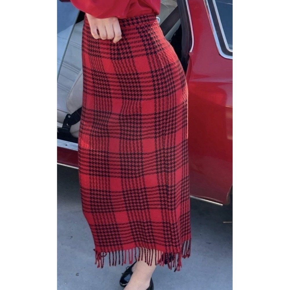 Requirements Vintage Plaid Wool Blend Fringe Midi Pencil Skirt Women's Size 12P - Picture 2 of 13
